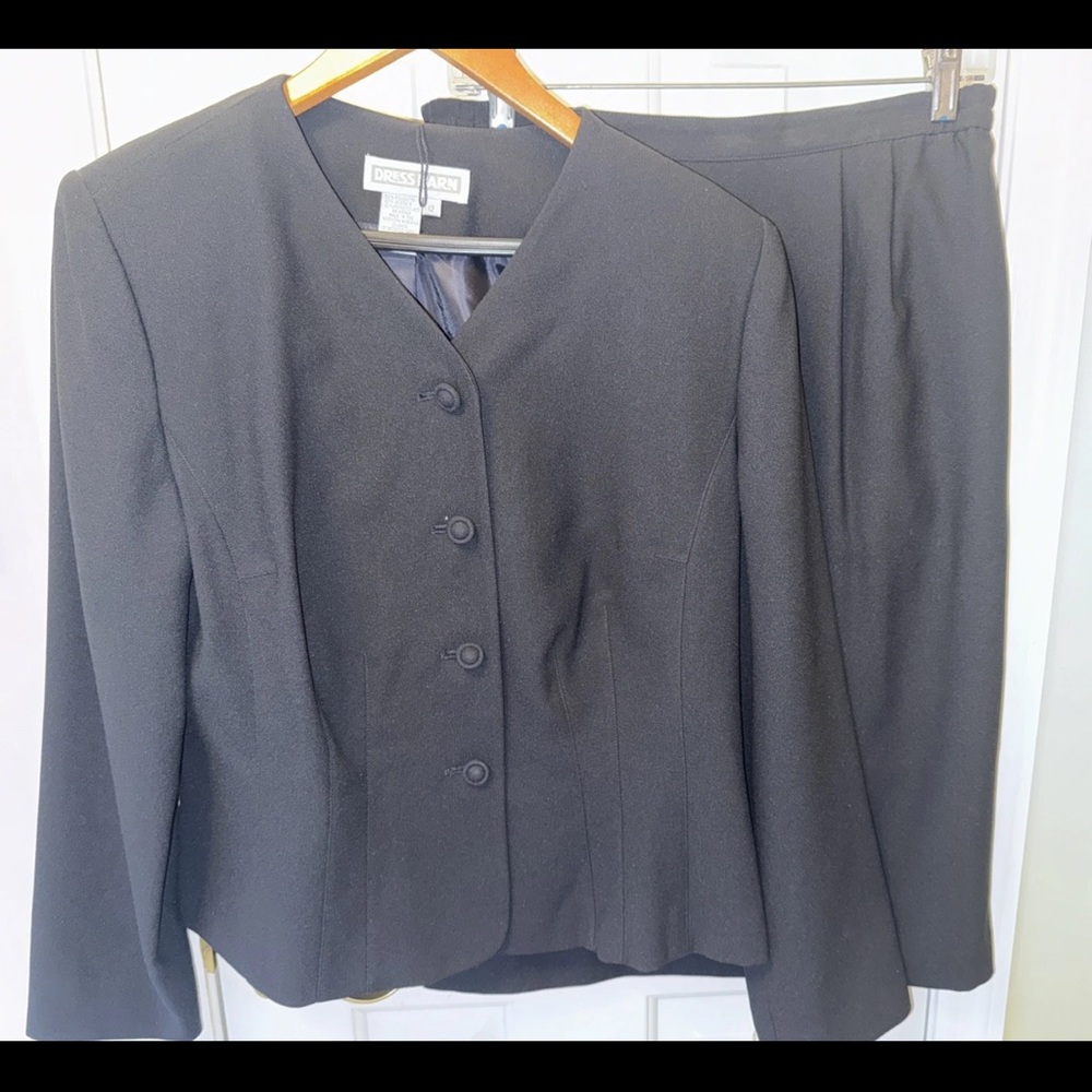 Dress Barn Suit, 2-pc Career Jacket & Skirt, Satin Lined Women’s Size 12 Navy